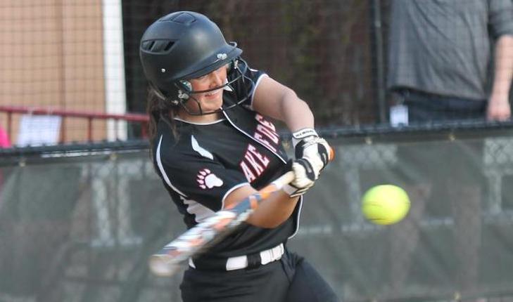 Foresters Win Twice on Day One of NFCA Classic